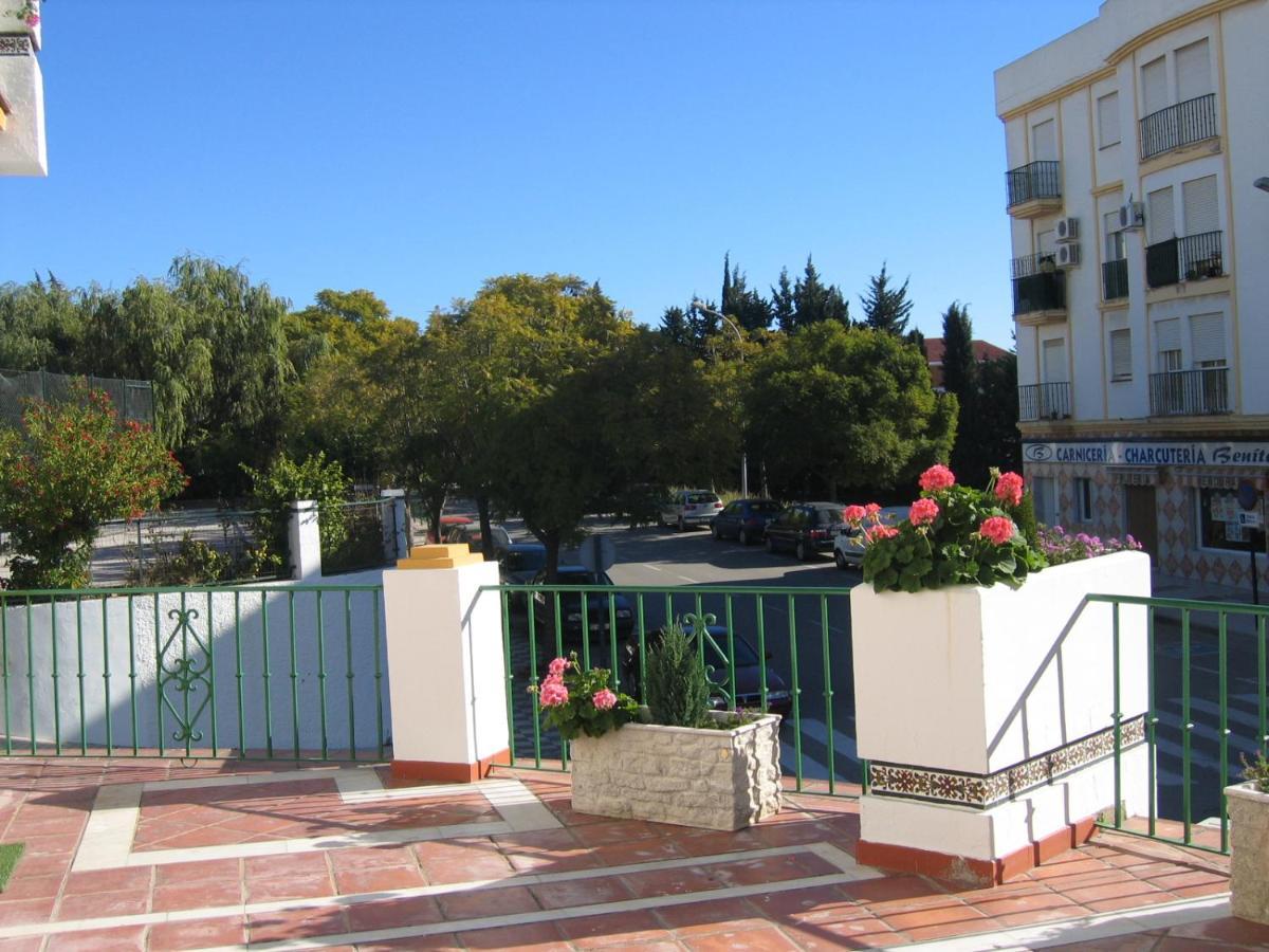 Apartamentos La Libertad 埃斯特波纳 外观 照片