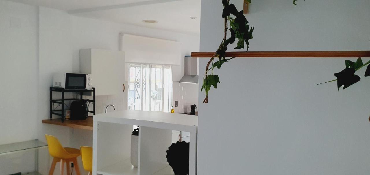 Apartamentos La Libertad 埃斯特波纳 外观 照片